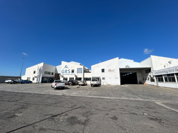 2 230 m² Industrial space
