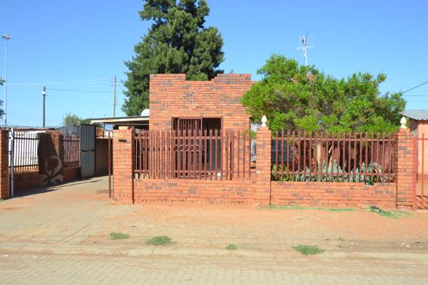 2 Bedroom House