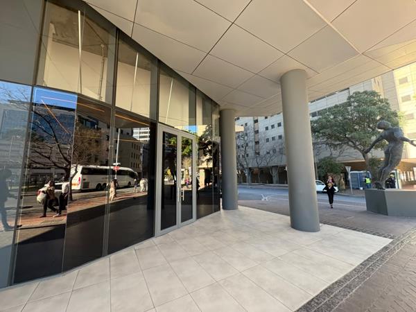 99 m² Commercial space