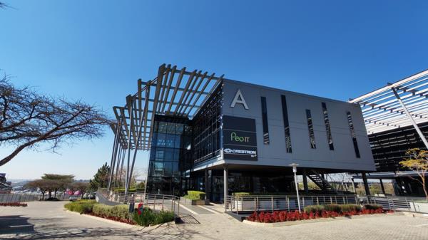 378 m² Office Space