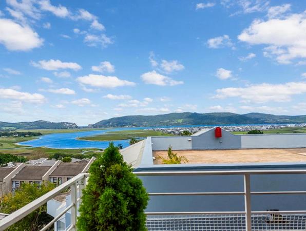 4 Bedroom Apartment