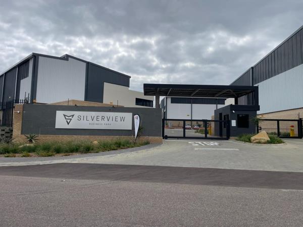 564 m² Industrial space