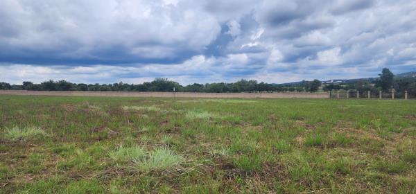 3 691 m² Land