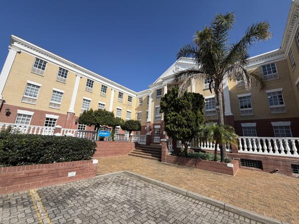 875 m² Commercial space