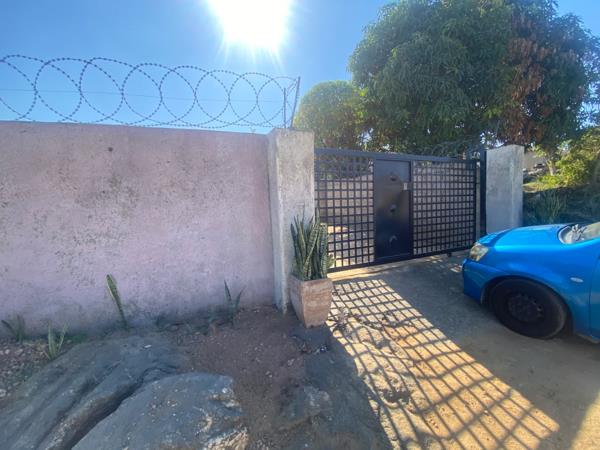 526 m² Land