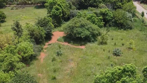 5 103 m² Land