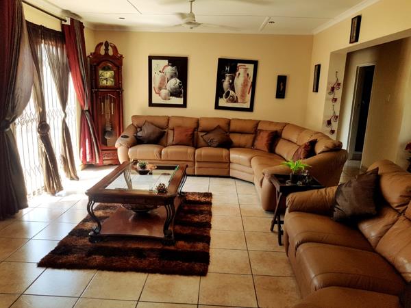 6 Bedroom House