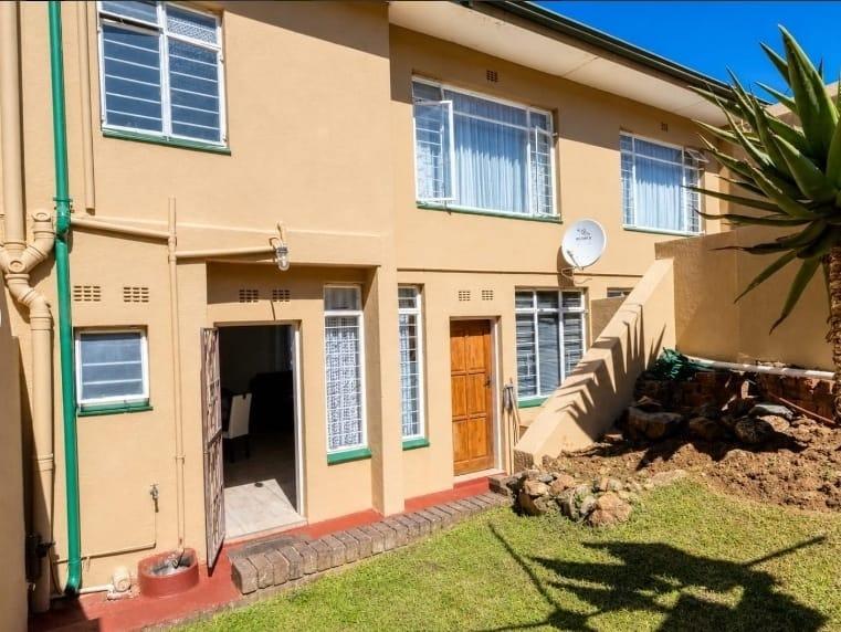 3 Bedroom Townhouse in Mondeor