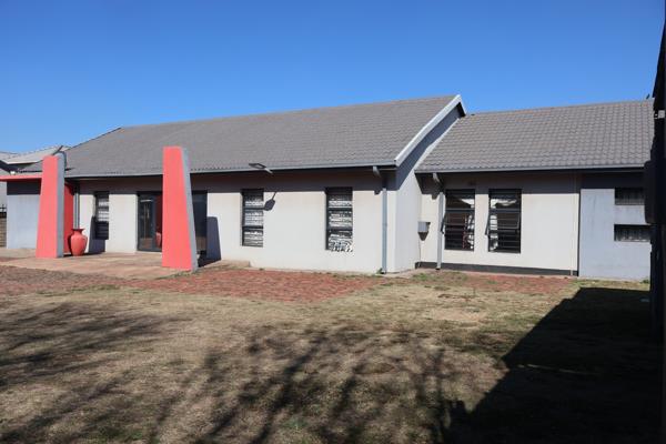 14 Bedroom House