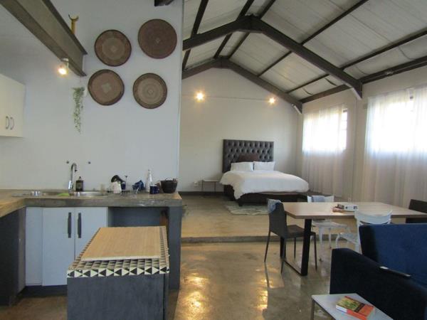 Studio Apartment