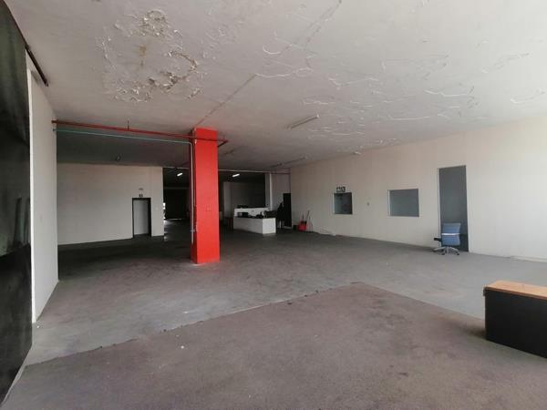 1 140 m² Industrial space