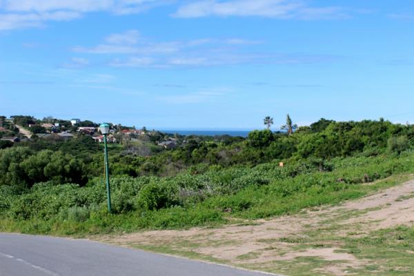 873 m² Land