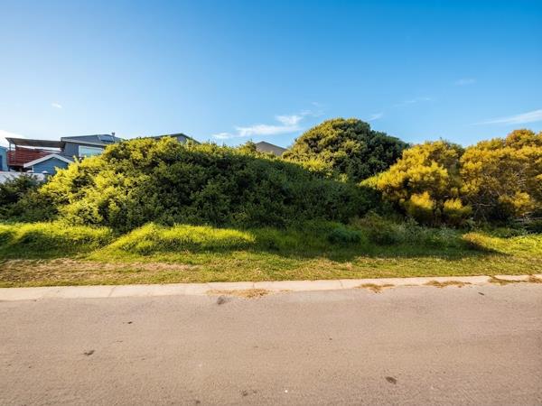 720 m² Land