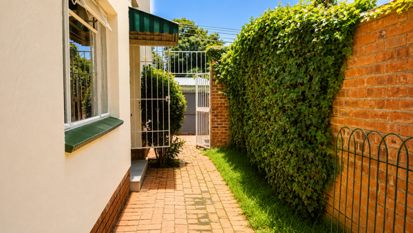 1 Bedroom House