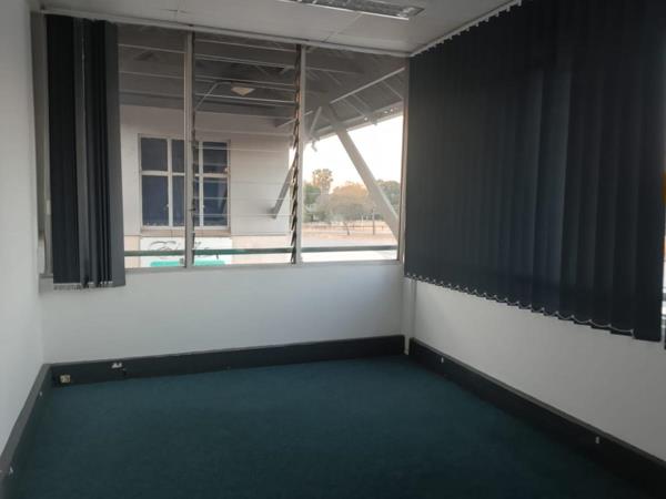 160 m² Commercial space