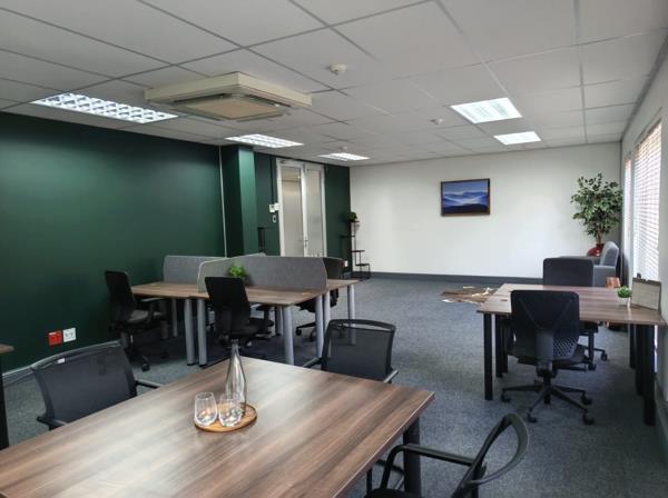 76 m² Commercial space