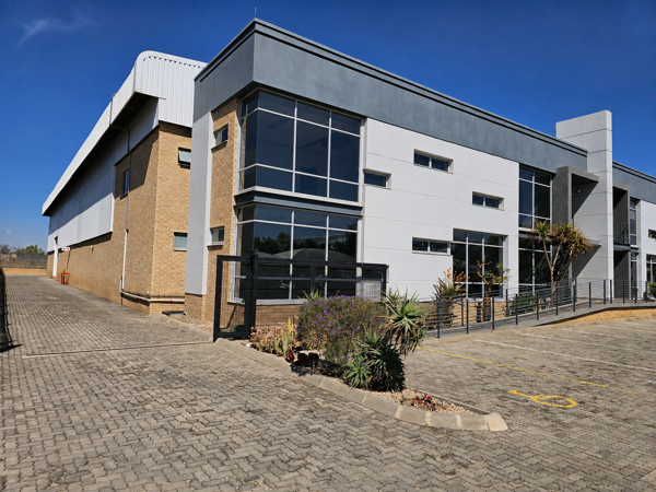 1 237 m² Industrial space