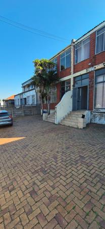 345 m² Commercial space