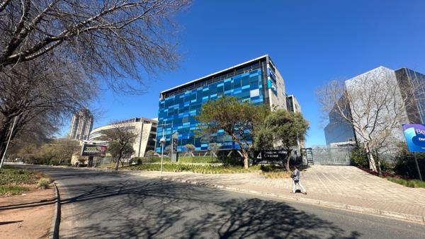 796 m² Commercial space