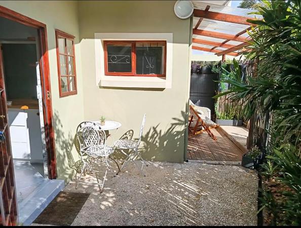 1 Bedroom House