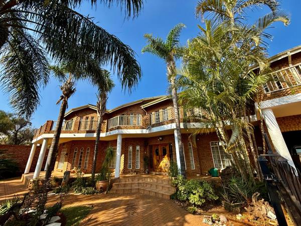 6 Bedroom House