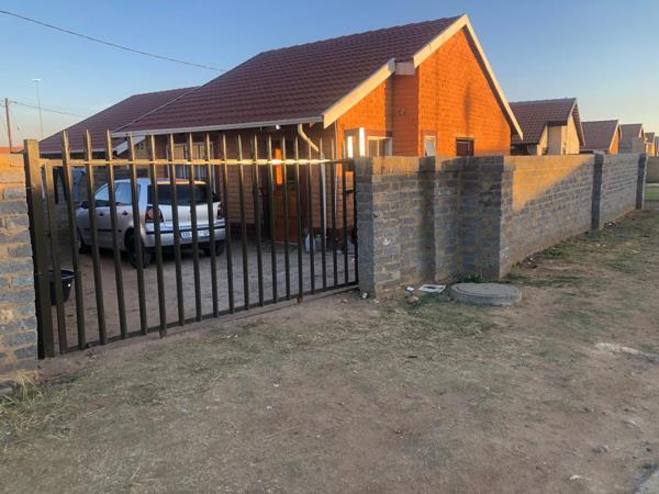 2 Bedroom House