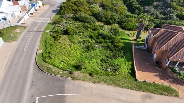990 m² Land