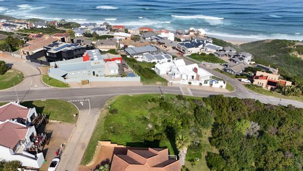 990 m² Land
