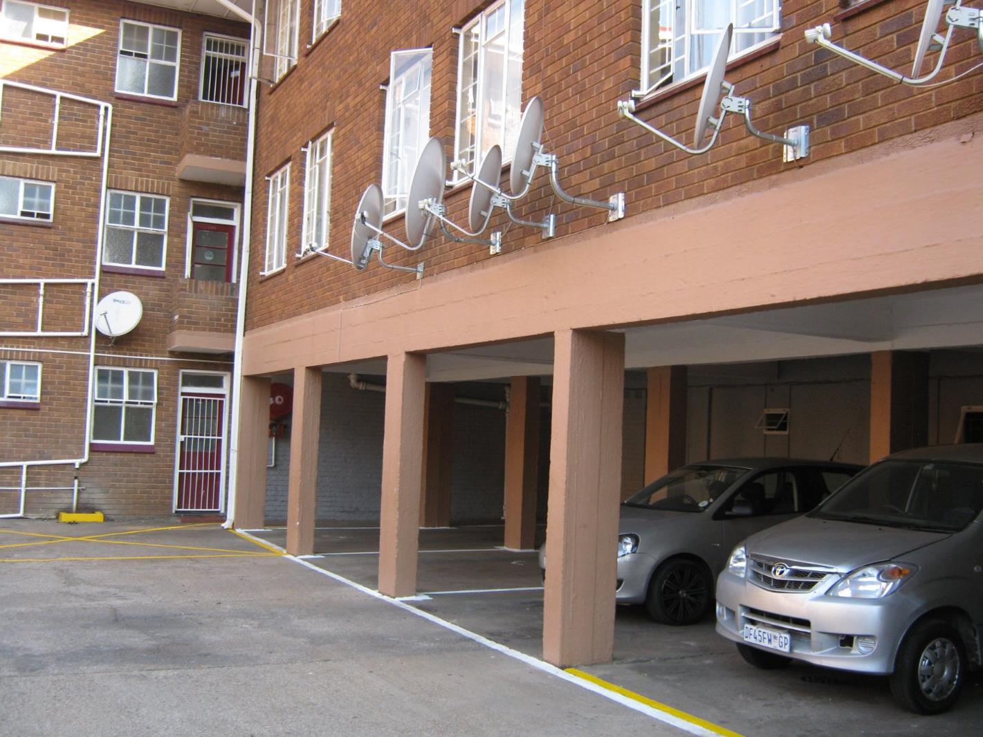 3 Bedroom Apartment in Sunnyside