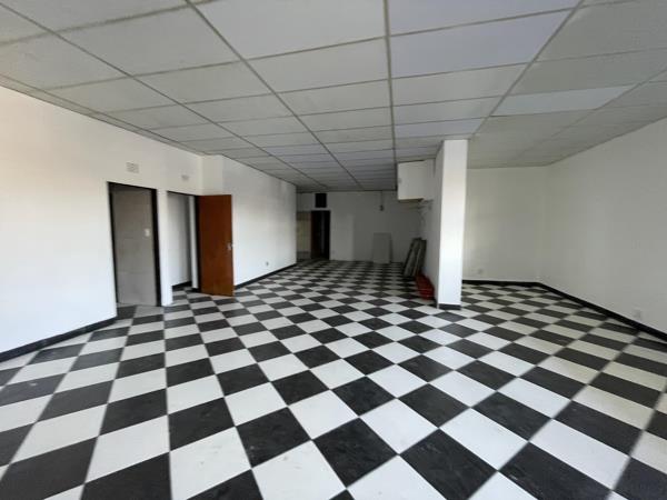 133 m² Retail Space