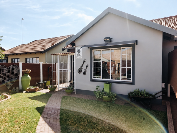 2 Bedroom House