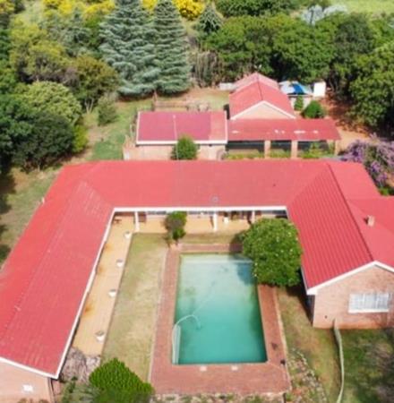 8.5 ha Smallholding