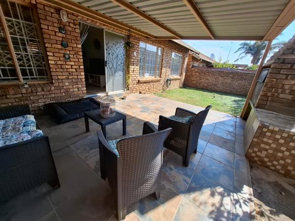 2 Bedroom Simplex