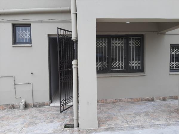 1 Bedroom Garden Cottage