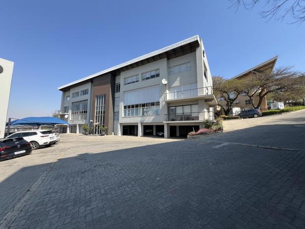 365 m² Commercial space