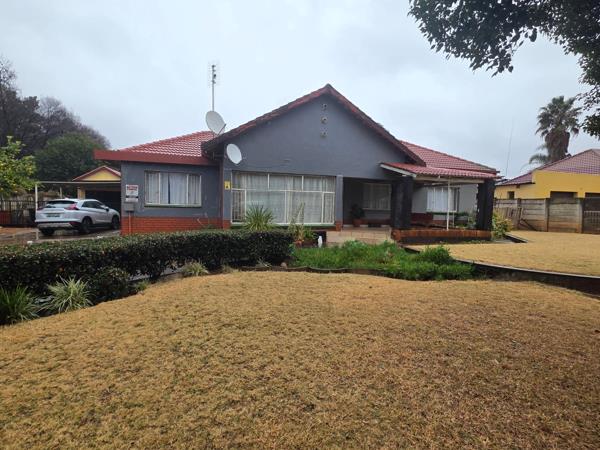 5 Bedroom House
