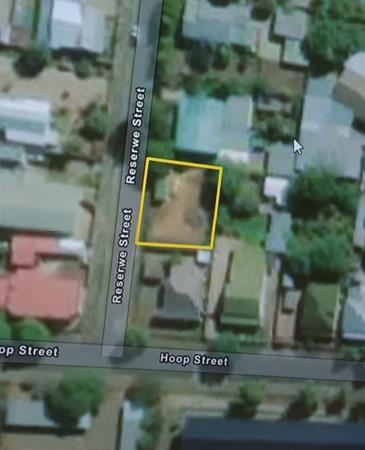 448 m² Land