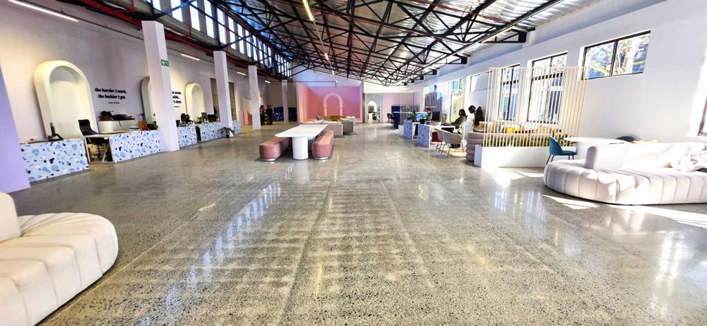637 m² Industrial space