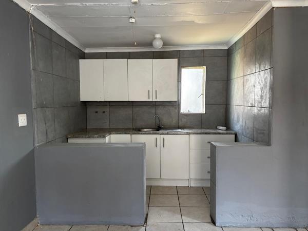 1 Bedroom House