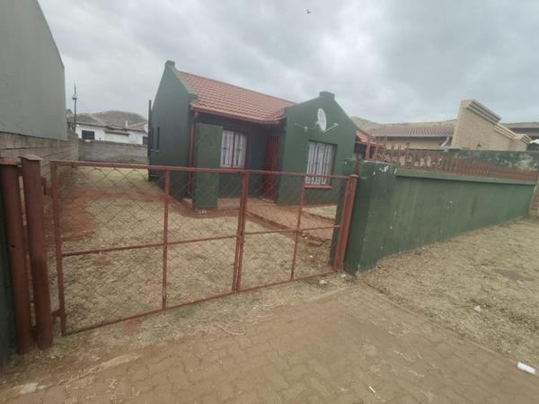 2 Bedroom House