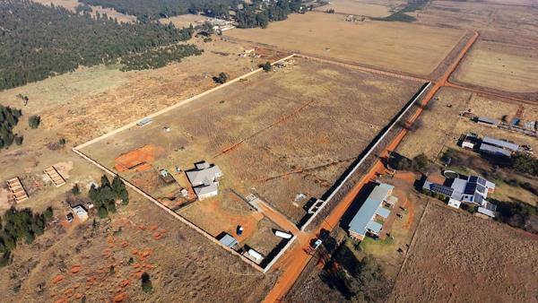 4 ha Land