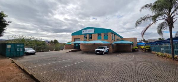 687 m² Industrial space