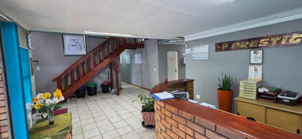 687 m² Industrial space