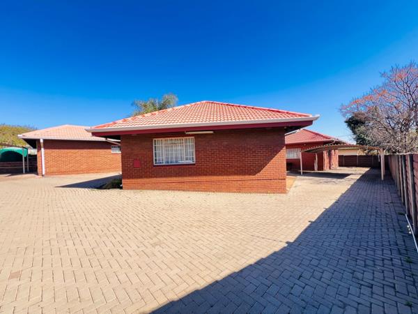 9 Bedroom House