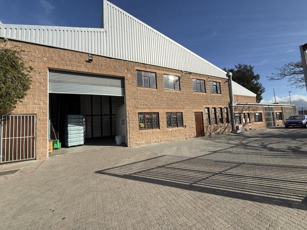 2 330 m² Commercial space