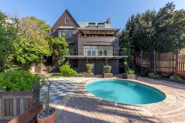 5 Bedroom House