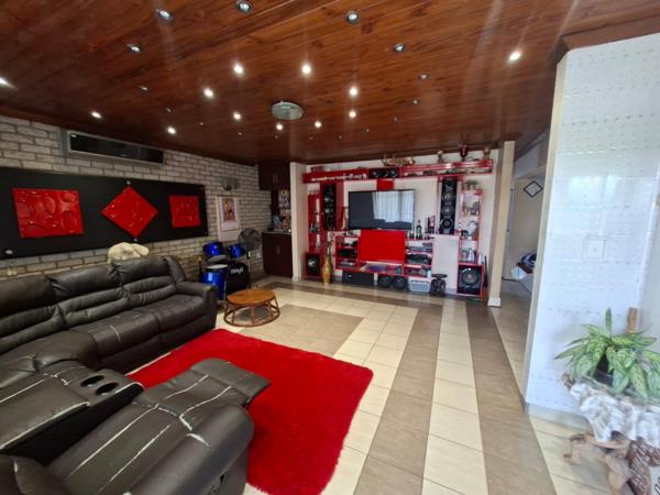 4 Bedroom House