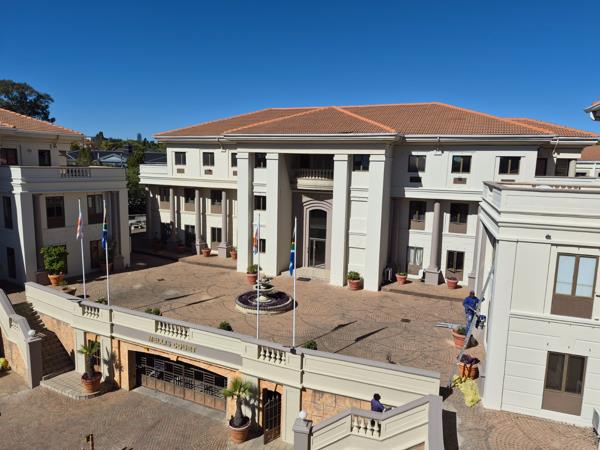 342 m² Commercial space