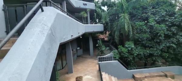 10 Bedroom House