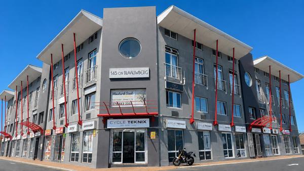 225 m² Office Space